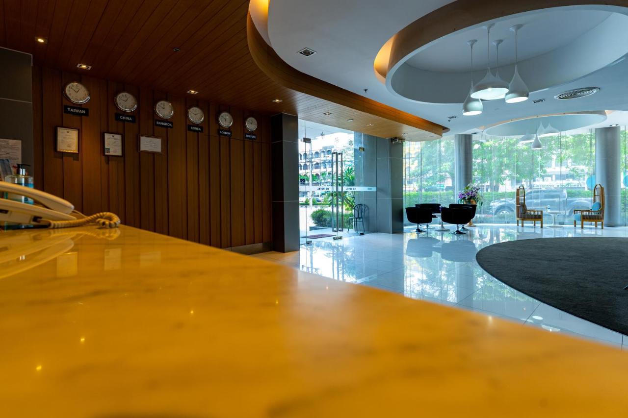 Royal Delight Hotel バンコク都 エクステリア 写真